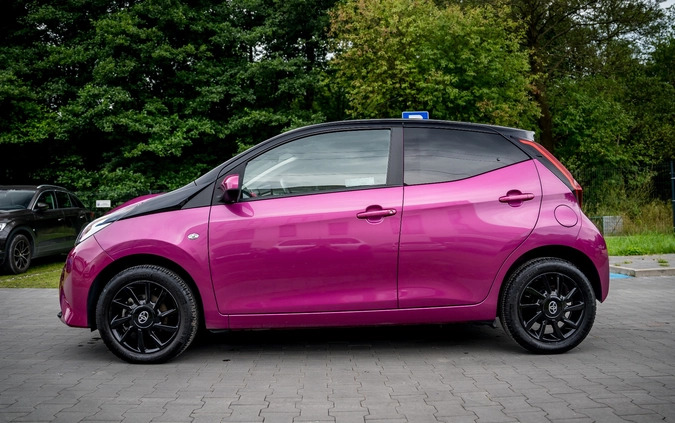 Toyota Aygo cena 47000 przebieg: 17619, rok produkcji 2018 z Kielce małe 497